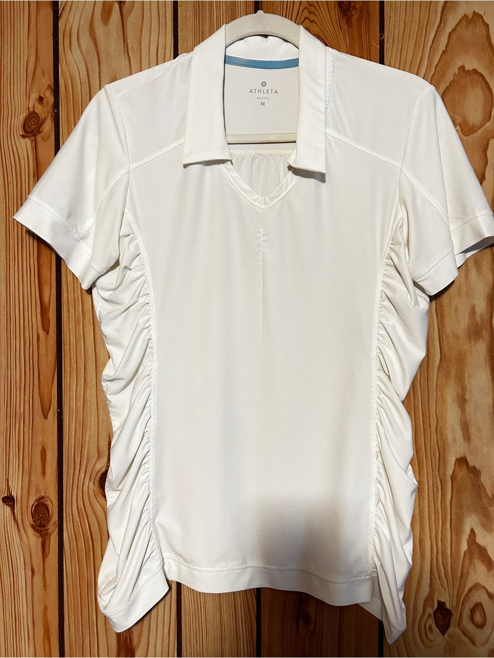 Athleta gWhite Short-Sleeve Polo with Side Ruching size L collar v-neck size L